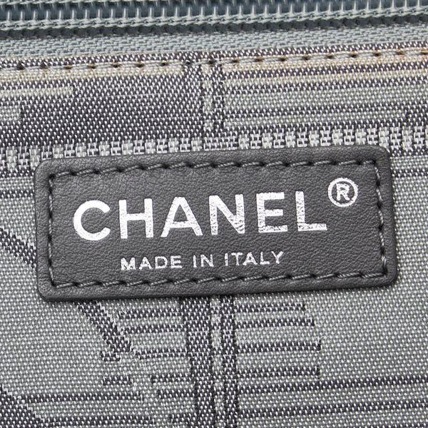 シャネル ココマーク ニュートラベルライン トートバッグ ハンドバッグ グレー ナイロン レザー レディース CHANEL 【中古】