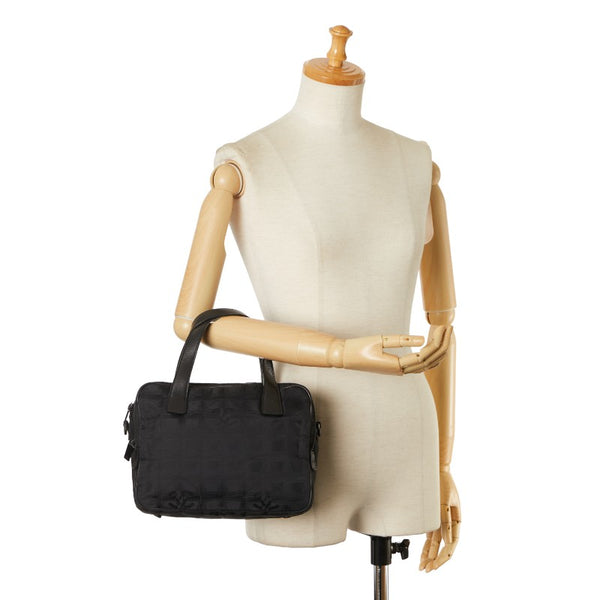 シャネル ニュートラベルライン トートバッグ ハンドバッグ ブラック キャンバス レザー レディース CHANEL 【中古】