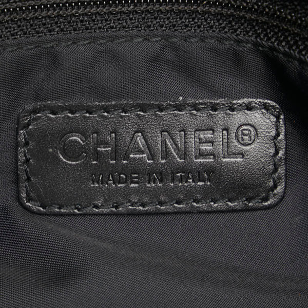 シャネル ニュートラベルライン トートバッグ ハンドバッグ ブラック キャンバス レザー レディース CHANEL 【中古】