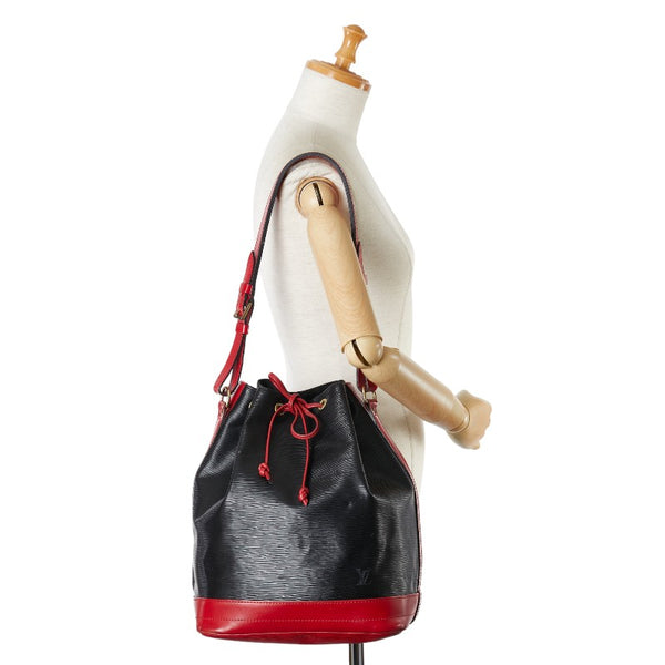 ルイ ヴィトン エピ ノエ ショルダーバッグ M44017 ノワール カスティリアンレッド ブラック レザー レディース LOUIS VUITTON 【中古】