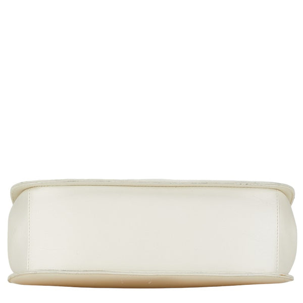 サルヴァトーレフェラガモ ガンチーニ 斜め掛け ショルダーバッグ アイボリー ホワイト レザー レディース Salvatore Ferragamo 【中古】