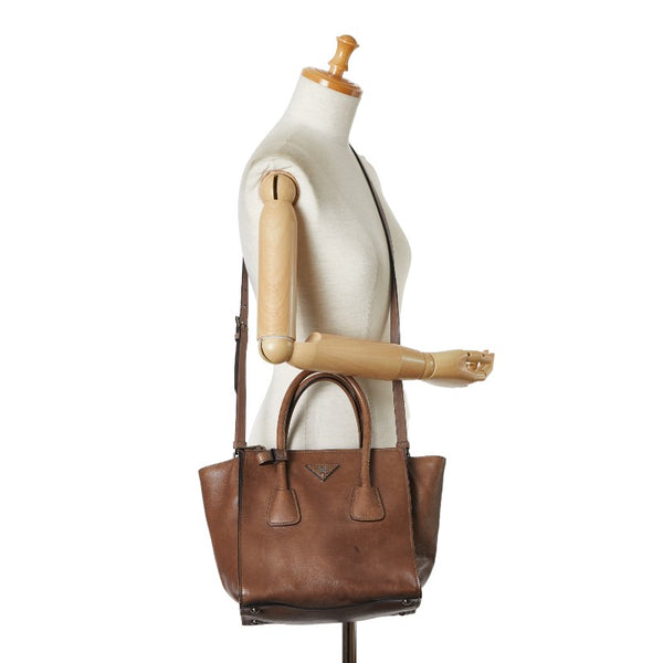 プラダ 三角ロゴプレート ハンドバッグ ショルダーバッグ 2WAY ブラウン レザー レディース PRADA 【中古】