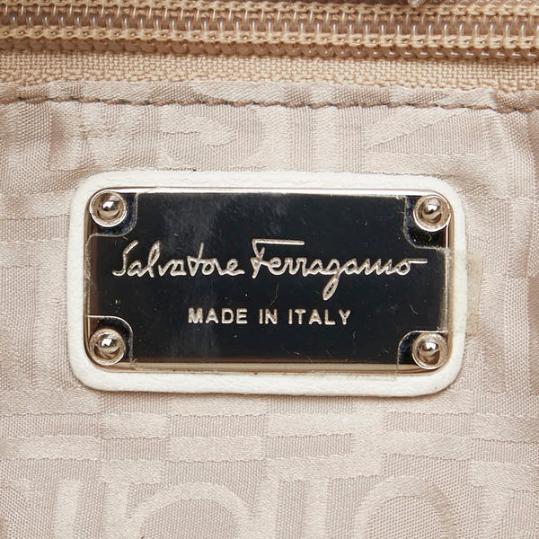 サルヴァトーレフェラガモ ガンチーニ ハンドバッグ ショルダーバッグ２WAY ホワイト シルバー レザー レディース Salvatore Ferragamo 【中古】