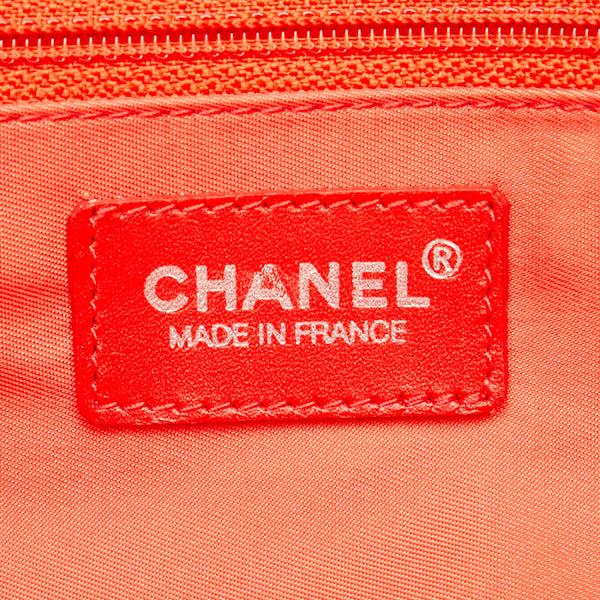 シャネル ニュートラベルライン トートMM ハンドバッグ トートバッグ レッド ナイロン レザー レディース CHANEL 【中古】