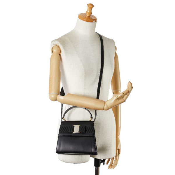 サルヴァトーレフェラガモ ヴァラリボン ハンドバッグ ショルダーバッグ 2WAY ブラック レザー レディース Salvatore Ferragamo 【中古】
