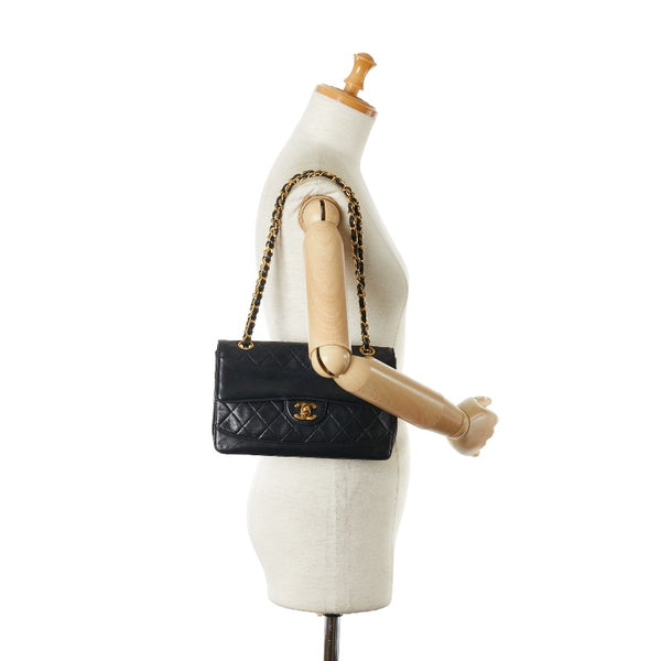 シャネル マトラッセ ココマーク チェーン ショルダーバッグ ブラック ラムスキン レディース CHANEL 【中古】