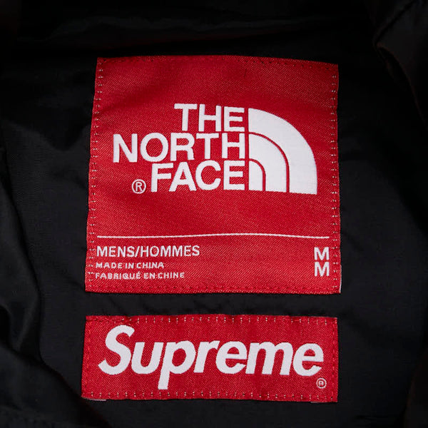 シュプリーム ×ザ ノースフェイス Supreme × THE NORTH FACE 17SS トランス アンタークティカ エクスペディション プルオーバー ゴアテックスジャケット サイズ：MM NP01701I ブラック ナイロン メンズ Supreme 【中古】