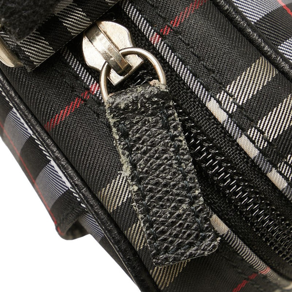 バーバリー ノバチェック 斜め掛け ショルダーバッグ レッド ブラック PVC レディース BURBERRY 【中古】