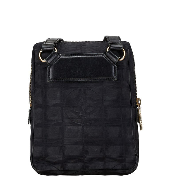 シャネル ニュートラベルライン ショルダーバッグ ブラック ナイロン レザー レディース CHANEL 【中古】