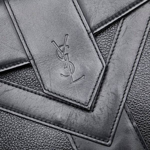 サンローラン YSLロゴ カサンドラ 斜め掛け ショルダーバッグ ブラック レザー レディース SAINT LAURENT 【中古】