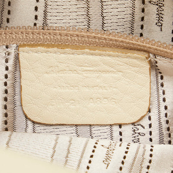 サルヴァトーレフェラガモ ガンチーニ ハンドバッグ ショルダーバッグ 2WAY ホワイト レザー レディース Salvatore Ferragamo 【中古】