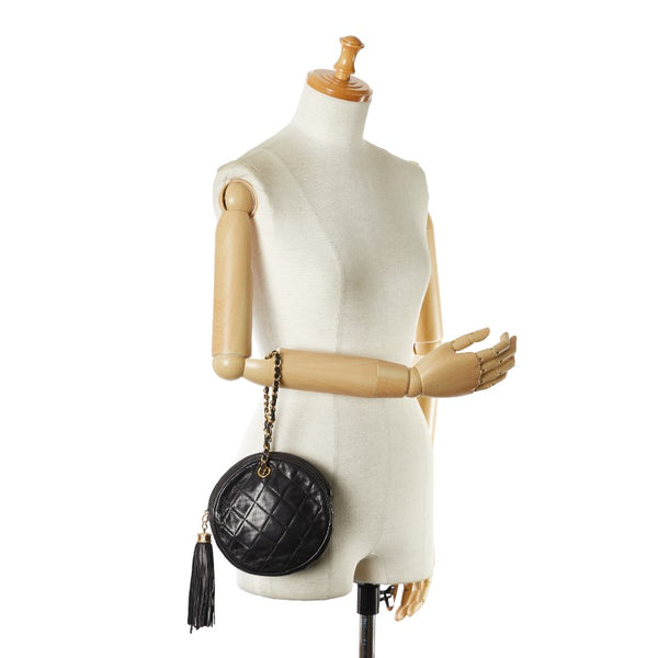 シャネル マトラッセ ラウンド フリンジ チェーン ハンドバッグ ブラック レザー レディース CHANEL 【中古】