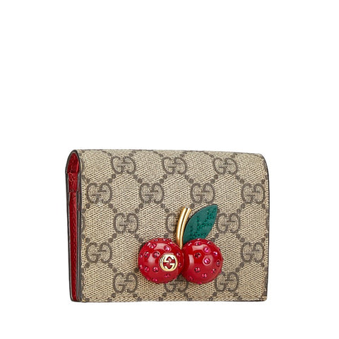 グッチ GGスプリーム チェリー フラップ コンパクト ウォレット 476050 ベージュ レッド PVC レザー レディース GUCCI 【中古】