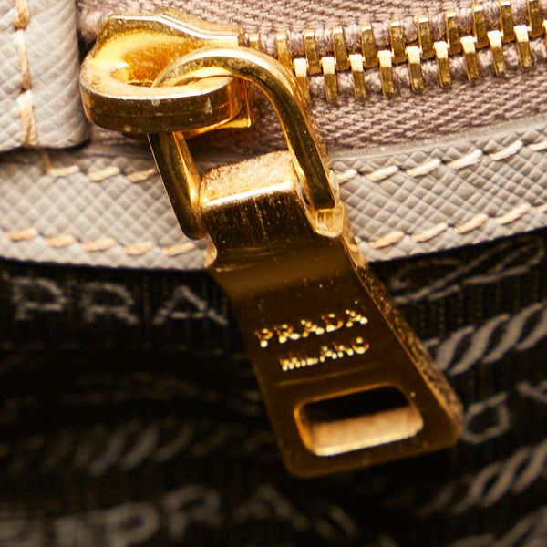 プラダ サフィアーノ 三角ロゴプレート ハンドバッグ BN1874 グレージュ レザー レディース PRADA 【中古】