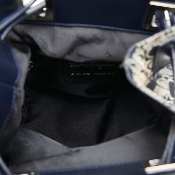 サルヴァトーレフェラガモ ガンチーニ ショルダーバッグ ハンドバッグ AU-21-1294 ネイビー キャンバス レザー レディース Salvatore Ferragamo 【中古】