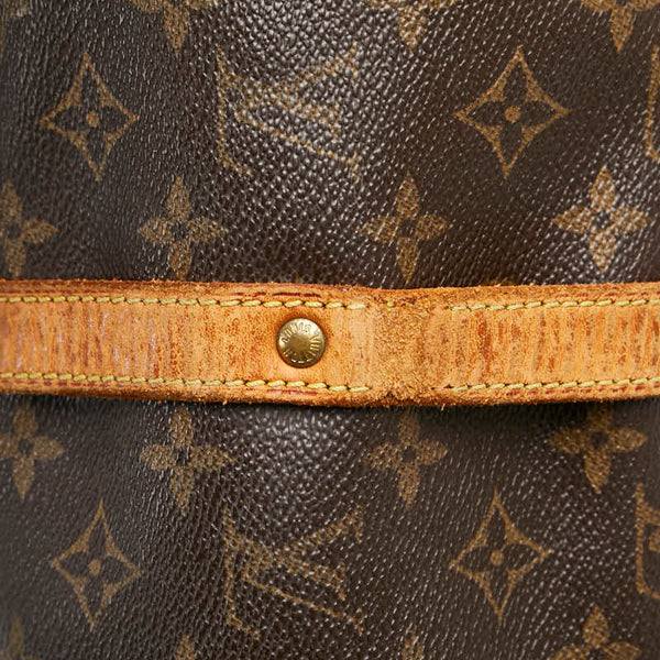 ルイ ヴィトン モノグラム ソミュール30 斜め掛け ショルダーバッグ M42256 ブラウン PVC レザー レディース LOUIS VUITTON 【中古】