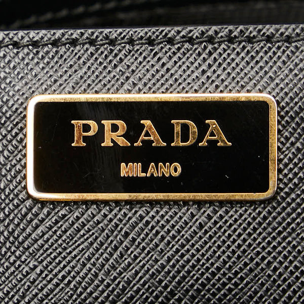 プラダ 三角ロゴプレート ハンドバッグ BN2608 ブラック ホワイト サフィアーノ レディース PRADA 【中古】