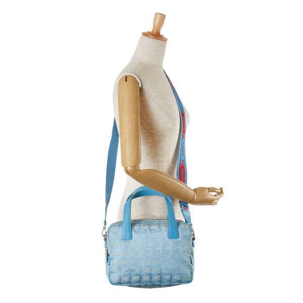 シャネル ニュートラベルライン ショルダーバッグ ハンドバッグ 2WAY ライトブルー ナイロン レザー レディース CHANEL 【中古】