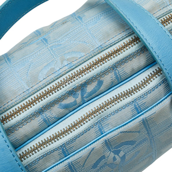 シャネル ニュートラベルライン ショルダーバッグ ハンドバッグ 2WAY ライトブルー ナイロン レザー レディース CHANEL 【中古】