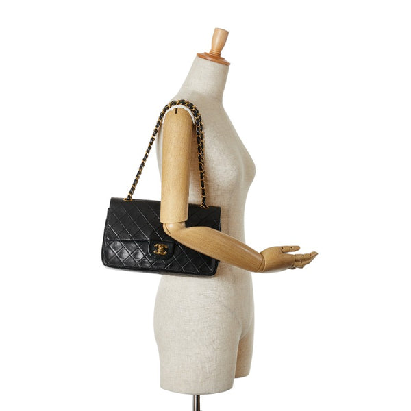 シャネル マトラッセ25 ダブルフラップ ココマーク チェーン ショルダーバッグ ブラック ラムスキン レディース CHANEL 【中古】
