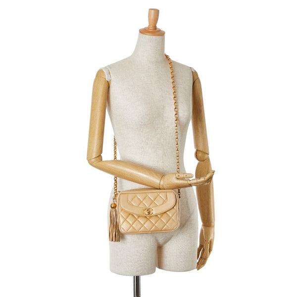シャネル マトラッセ フリンジ 斜め掛け チェーン ショルダーバッグ ベージュ ラムスキン レディース CHANEL 【中古】