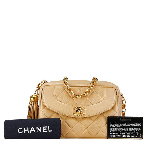 シャネル マトラッセ フリンジ 斜め掛け チェーン ショルダーバッグ ベージュ ラムスキン レディース CHANEL 【中古】