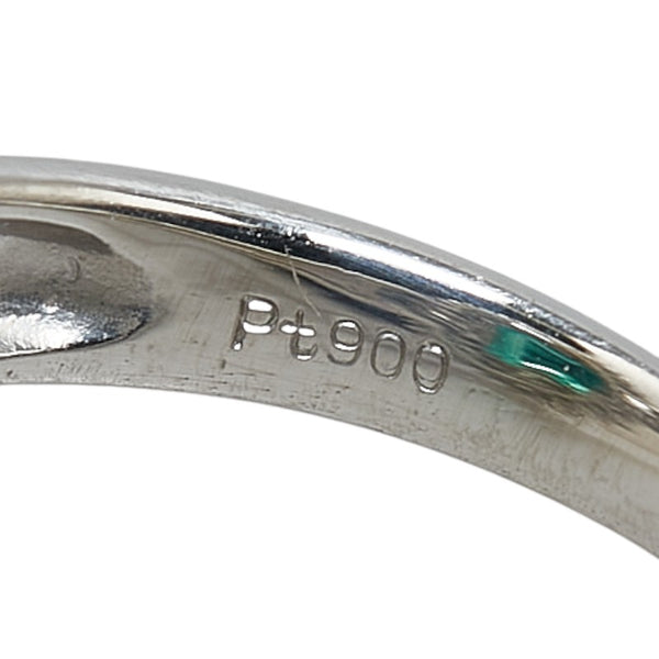 Pt900 プラチナ エメラルド0.64ct ダイヤ0.60ct リング 指輪 レディース 8号 【中古】