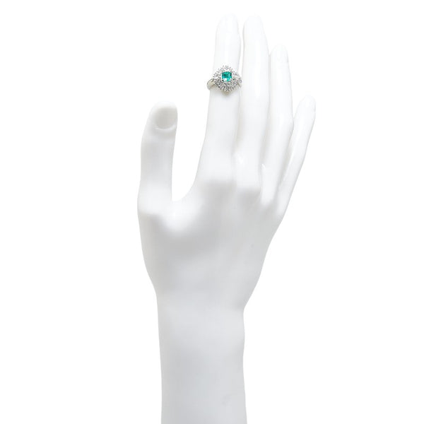 Pt900 プラチナ エメラルド0.64ct ダイヤ0.60ct リング 指輪 レディース 8号 【中古】