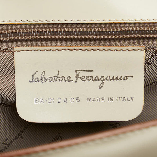 サルヴァトーレフェラガモ ハンドバッグ アイボリーホワイト レザー レディース Salvatore Ferragamo 【中古】