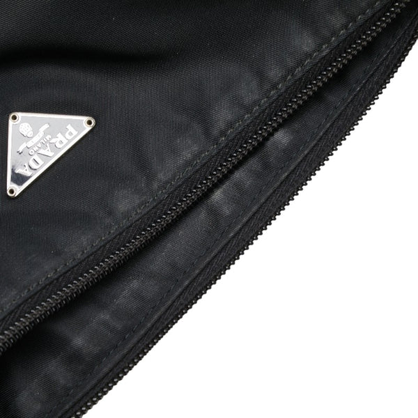 プラダ 三角ロゴプレート ハンドバッグ ブラック ナイロン レディース PRADA 【中古】