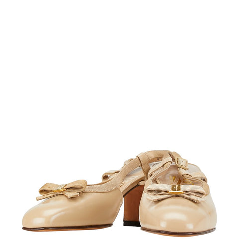 サルヴァトーレフェラガモ リボンモチーフ パンプス ベージュ エナメル レディース Salvatore Ferragamo 【中古】