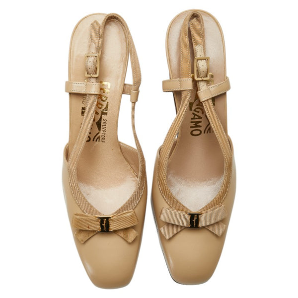 サルヴァトーレフェラガモ リボンモチーフ パンプス ベージュ エナメル レディース Salvatore Ferragamo 【中古】