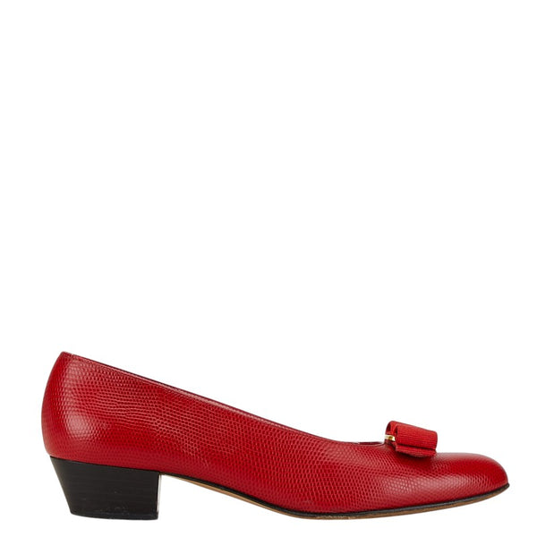 サルヴァトーレフェラガモ ヴァラ リボン リザード 型押し パンプス サイズ：7 1/2C レッド ゴールド レザー レディース Salvatore Ferragamo 【中古】