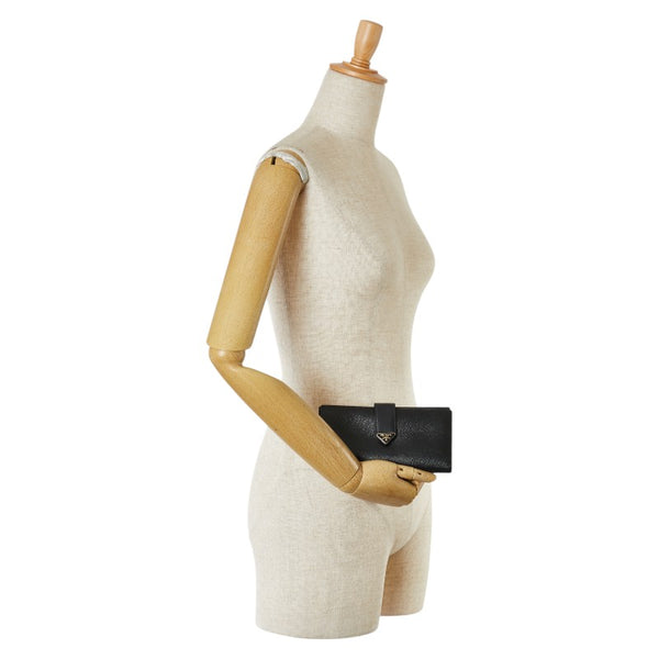 プラダ 三角ロゴプレート 長財布 1MV025 ブラック レザー レディース PRADA 【中古】