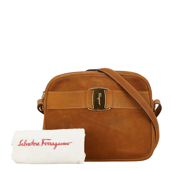 サルヴァトーレフェラガモ ヴァラリボン ショルダーバッグ ブラウン スウェット レザー レディース Salvatore Ferragamo 【中古】