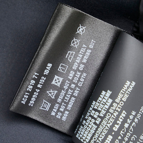 プラダ トライアングルロゴ ダウンジャケット サイズ：38 ブラック ダウン レディース PRADA 【中古】