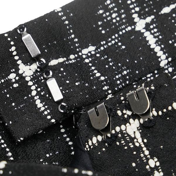 シャネル ツイード ノーカラージャケット ココマークボタン ジャケット スカート セットアップ サイズ：40 ブラック ホワイト ナイロン シルク ポリウレタン レディース CHANEL 【中古】