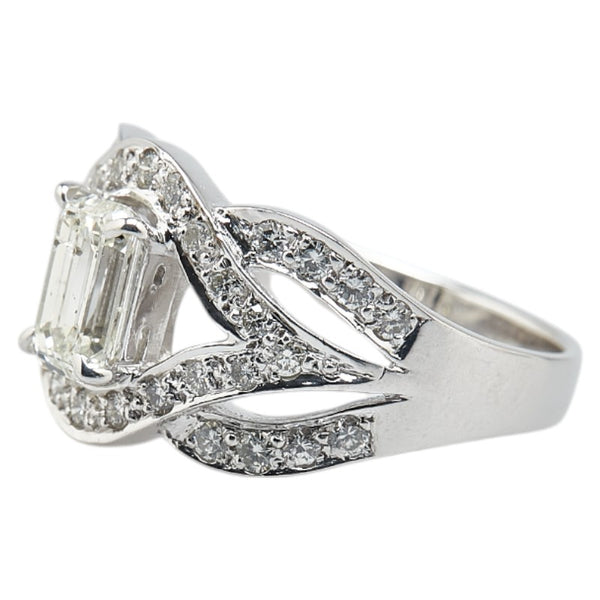 K18WG ホワイトゴールド ダイヤ1.025ct ダイヤ0.50ct リング 指輪 レディース 14号 【中古】