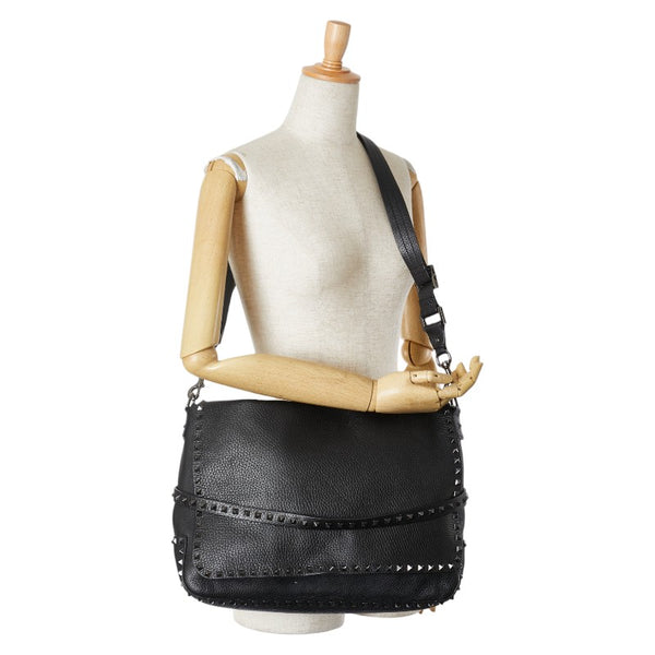 ヴァレンティノ ロックスタッズ 斜め掛け ショルダーバッグ ブラック レザー レディース VALENTINO 【中古】