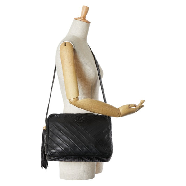 シャネル ココマーク フリンジ ショルダーバッグ ブラック ラムスキン レディース CHANEL 【中古】