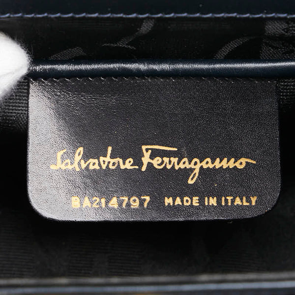 サルヴァトーレフェラガモ ガンチーニ 斜め掛け ショルダーバッグ BA214797 ネイビー レザー レディース Salvatore Ferragamo 【中古】