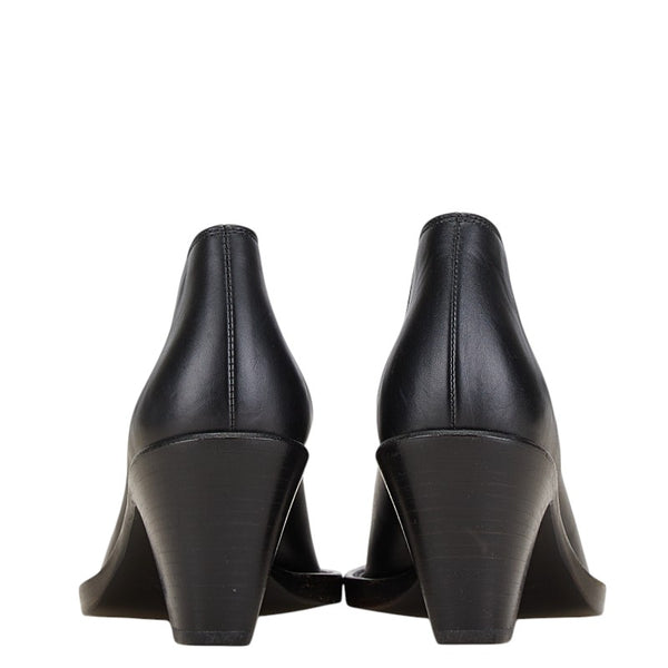 プラダ ショートブーツ サイズ：34 1/2 ブラック レザー レディース PRADA 【中古】