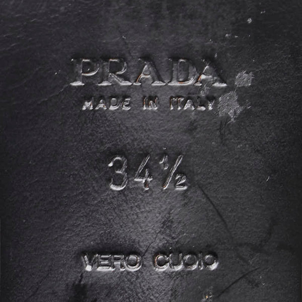 プラダ ショートブーツ サイズ：34 1/2 ブラック レザー レディース PRADA 【中古】