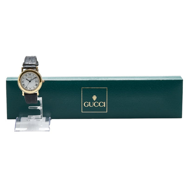 グッチ 腕時計 7200M クオーツ ホワイト文字盤 メッキ レザー レディース GUCCI 【中古】