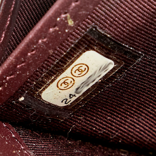 シャネル ココマーク マトラッセ ラウンドファスナー 長財布 ブラック キャビアスキン レディース CHANEL 【中古】