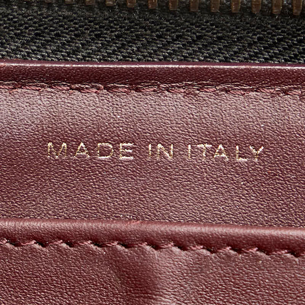 シャネル ココマーク マトラッセ ラウンドファスナー 長財布 ブラック キャビアスキン レディース CHANEL 【中古】