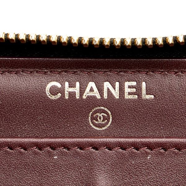 シャネル ココマーク マトラッセ ラウンドファスナー 長財布 ブラック キャビアスキン レディース CHANEL 【中古】
