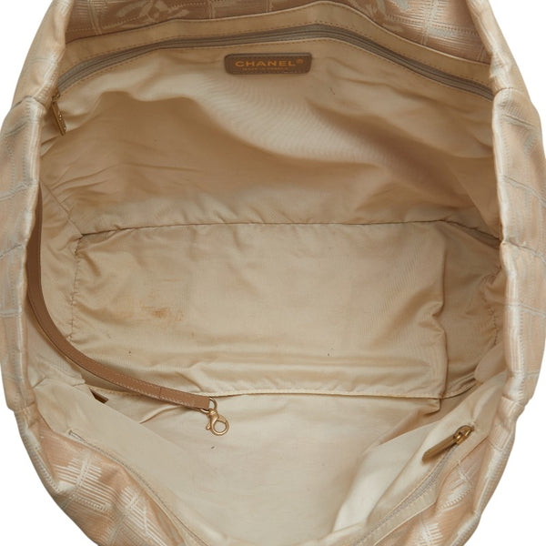 シャネル ニュートラベルライン トートMM ココマーク ハンドバッグ トートバッグ ベージュ ナイロン レディース CHANEL 【中古】