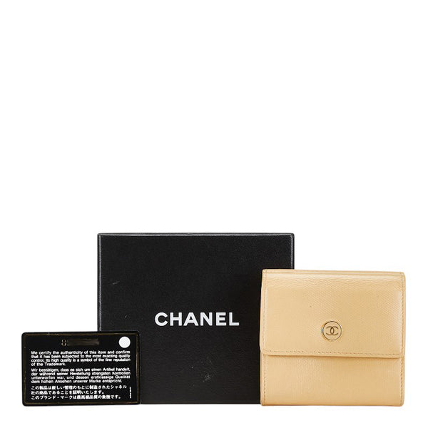 シャネル ココボタン ダブルホック 二つ折り財布 A20902 ベージュ キャビアスキン レディース CHANEL 【中古】