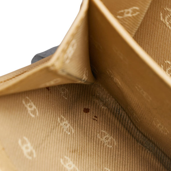 シャネル ココボタン ダブルホック 二つ折り財布 A20902 ベージュ キャビアスキン レディース CHANEL 【中古】